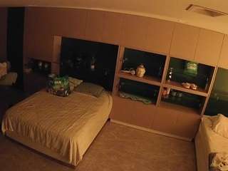 voyeurcam-casa-salsa-versus-room