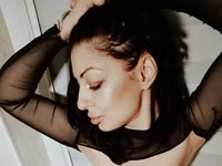 I love  show myself to other people when I do dirty things!