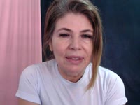 I am a mature woman who loves to be naughty. Do you wanna get naughty together?