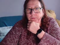 Hello I am a 51 year old woman who loves to show off. all this in good humor and respect. I love giving and having fun and I