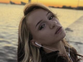 webcam babe chatroom AgataMilk