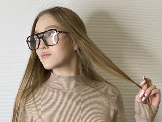 beautiful webcam girl BertaAnnarummo