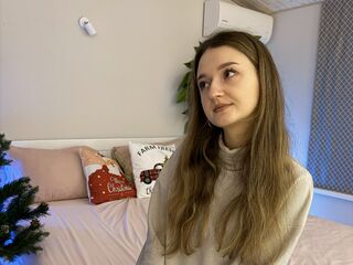 chat show CyrenaLuxe