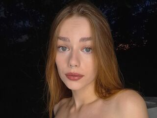 cam girl live EmilliaFox