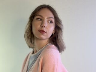 naked camgirl FeyKalandina