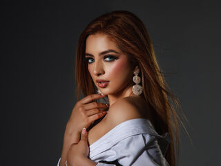 naughty camgirl masturbating MarianaSaavedra