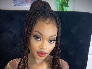 hot striptease cam AmaAmivie