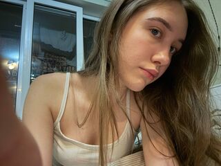 naked cam girl masturbating with dildo JeniseLozado