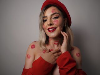 masturbating JessieBond