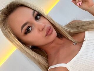 webcam babe chat room SelenaDepaoli