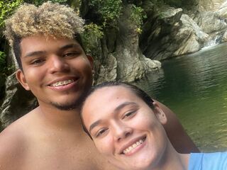 webcam couple chat ManeandValentina