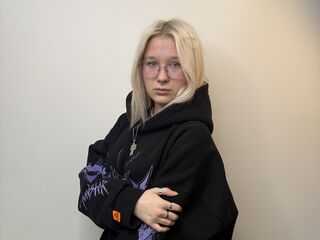 webcam live show AdelinaCostanti