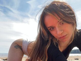masturbating webcam girl AgataMilk
