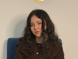 naked girl with webcam masturbating with dildo AileenSibeto