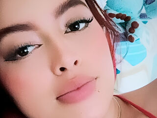 nude webcam AlaiaAlvarez