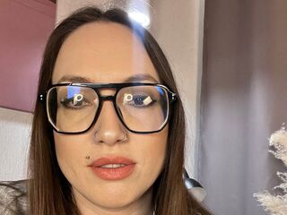 adult sex chat AleciaWood