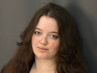 beautiful camgirl AletheaSarne