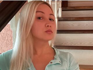 naked camgirl photo AmaiaJohnstone