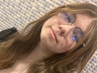 hot webcam photo AminaBlooms