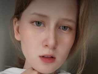 live webcam girl AmyCollege