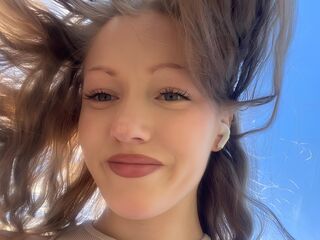 teaser chat AnnikaRodrigez
