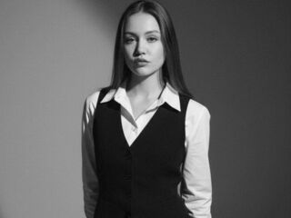 naughty cam girl masturbating with dildo ArianeRovell