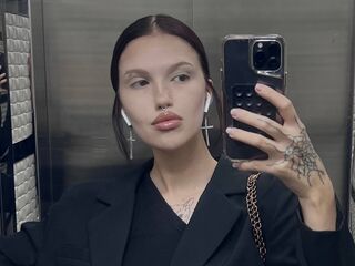 webcam babe chat room ArlindaMarotti