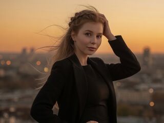 camgirl playing with sex toy AutumnKoetz