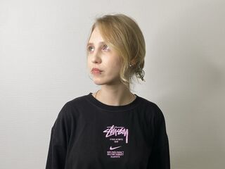 camgirl BenitaMoorehouse