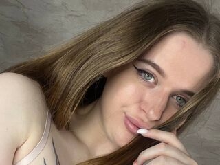 naked cam girl gallery BetanyFoks