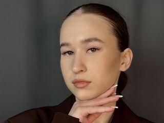 fingering camgirl BlanchFlakes