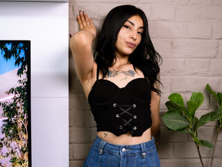 naked girl with webcam BrunnetAlba