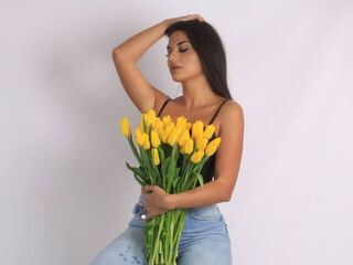 camgirl spreading pussy Caassandra
