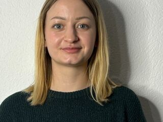 camwhore picture CarmeliaRihner