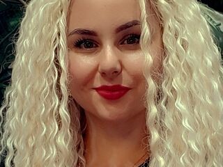 hot naked camgirl Carmines