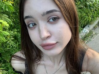 cam girl chat room ChandraHankin