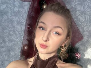 adult liveshow CharoletteHeckle