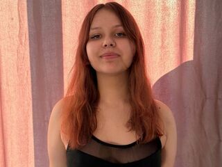 webcam striptease show ChelseaAve
