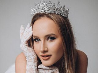 camgirl fingering wet pussy ChristyHousten