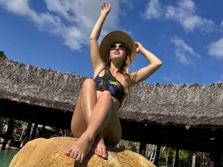 bedroom live cam ClarettaPittmann