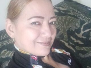 hot cam girl fingering ClauTaylor