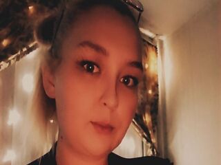 hot sex cam CrystalSins