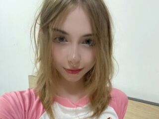 naughty webcamgirl DaniGlow
