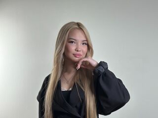 camslut video DaphneBaczewski