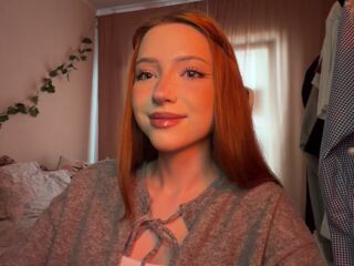 hot chatroom DianniLinell