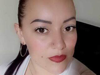 girl cam nude DinaCarls