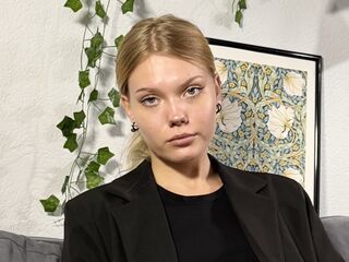 cyber sex DonellaAndra