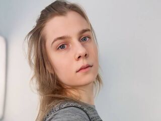 free live chatroom DonnettaLorino