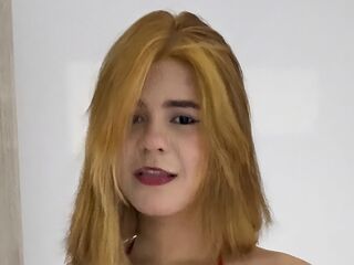 fingering ElisConnor