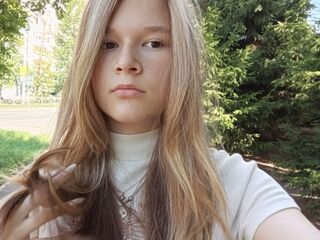 webcam babe chat room EllisLancaster